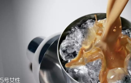 baileys百利甜酒多少度？適合女性的一款酒