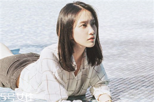 齊肩直發(fā)染什么顏色好看？簡單好看的齊肩發(fā)扎法