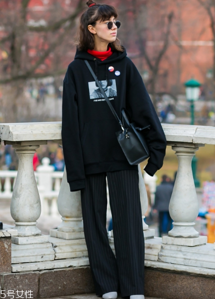闊腿褲冬天怎么搭配？過一個時髦的冬天