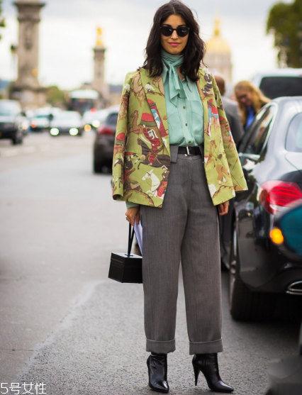 闊腿褲冬天怎么搭配？過一個時髦的冬天