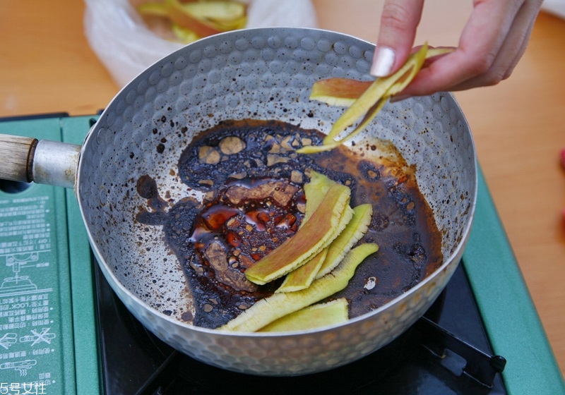 鍋底燒焦了怎么清洗 5個(gè)洗鍋底的妙招 鍋底燒焦了怎么清洗 5個(gè)洗鍋底的妙招