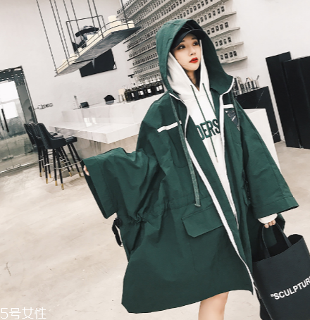 運動外套怎么搭配？打造活力氧氣女孩