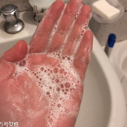 ipsa洗面奶好用嗎？洗完不拔干