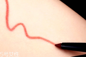 唇膏筆怎么削？原來你一直都用的錯(cuò)誤方式