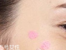 腮紅膏怎么用？用手指暈染效果好