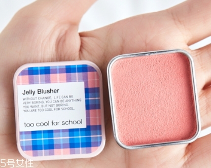 腮紅膏怎么用？用手指暈染效果好