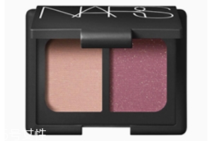 眼線眼影哪個(gè)先畫(huà)？先畫(huà)眼影妝容更持久