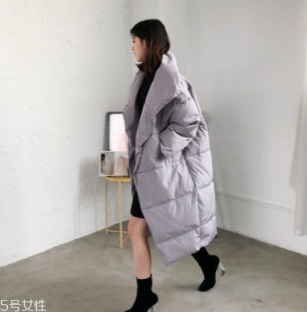 2018流行什么款式的羽絨服？這些羽絨服冬日必備