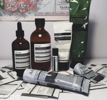 天然護(hù)膚品有哪些牌子？盤點(diǎn)熱門的輕護(hù)膚品牌