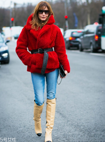 皮草搭配什么鞋子好看？四款鞋子搭配任你選