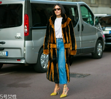 皮草搭配什么鞋子好看？四款鞋子搭配任你選