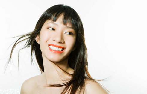 怎么用洗發(fā)水不會脫發(fā)？拯救掉發(fā)星人