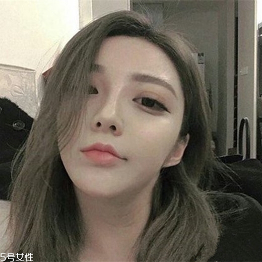 齊肩直發(fā)染什么顏色好看？簡單好看的齊肩發(fā)扎法