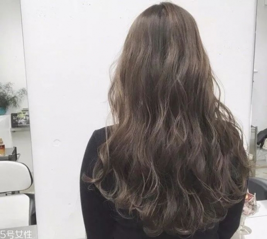 2022年最流行的中長(zhǎng)發(fā) 論發(fā)型的重要性 2022年最流行的中長(zhǎng)發(fā) 論發(fā)型的重要性