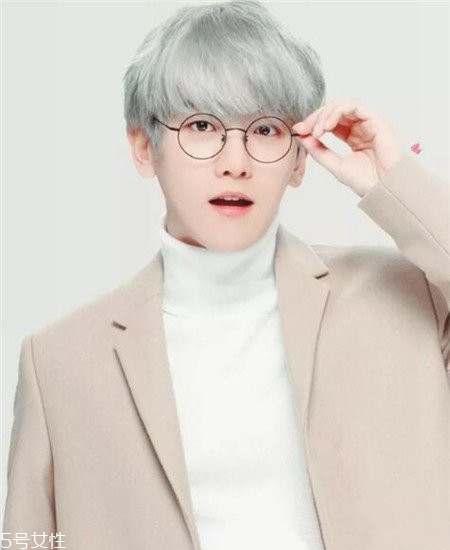 2022最流行發(fā)型顏色男生？男生潮流發(fā)型