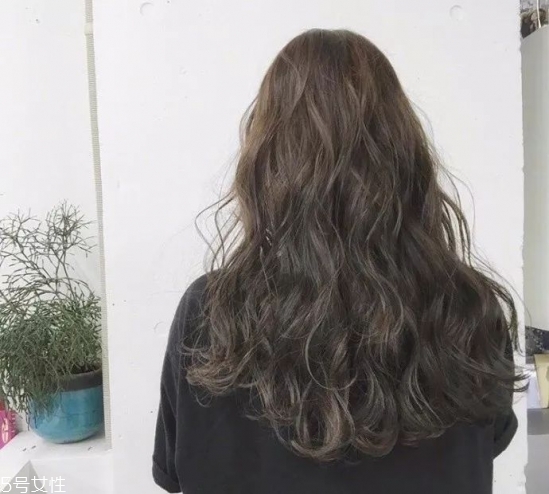 2022年最流行的中長(zhǎng)發(fā) 論發(fā)型的重要性 2022年最流行的中長(zhǎng)發(fā) 論發(fā)型的重要性