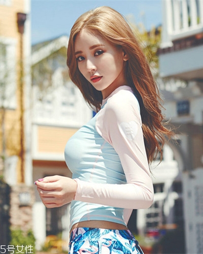 顯白的棕色系發(fā)色有哪些？棕色系發(fā)色大盤點(diǎn)