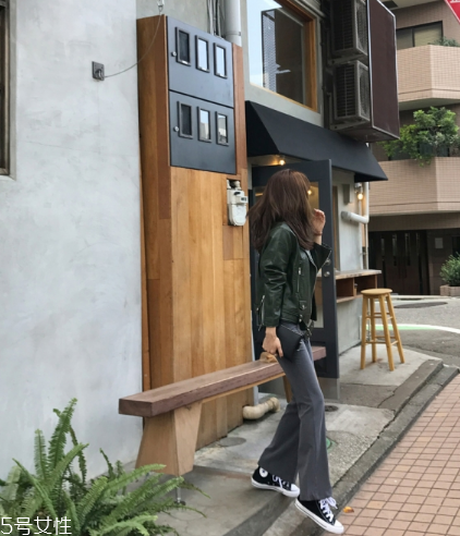 2018流行什么顏色皮衣？為你開啟時髦春季