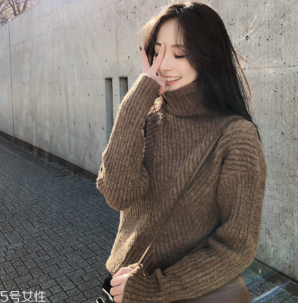 毛衣上的咖啡漬怎么洗？巧用甘油輕松解決