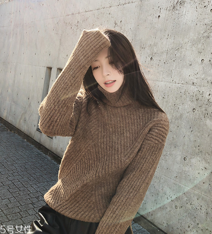 毛衣上的咖啡漬怎么洗？巧用甘油輕松解決