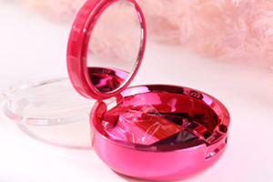 腮紅和散粉使用順序 腮紅散粉你知道先用哪個嗎？