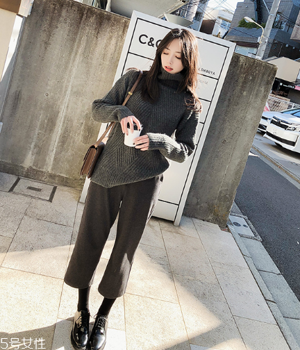 毛衣上面有血怎么處理？