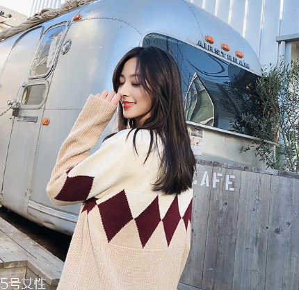 毛衣沾上油漆怎么去除？清涼油就能解決