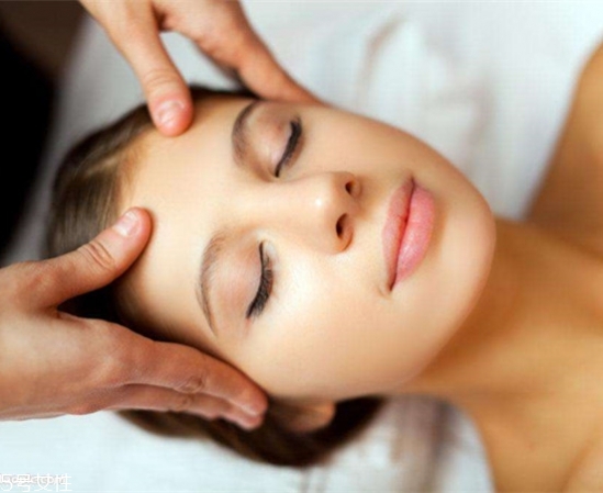 頭發(fā)快變長(zhǎng)的最快方法 8招幫你減少脫發(fā) 頭發(fā)快變長(zhǎng)的最快方法 8招幫你減少脫發(fā)