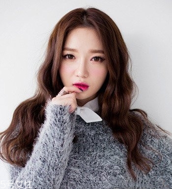 去理發(fā)店洗頭需要注意這些事 7個錯誤洗頭法易脫發(fā) 去理發(fā)店洗頭需要注意這些事 7個錯誤洗頭法易脫發(fā)