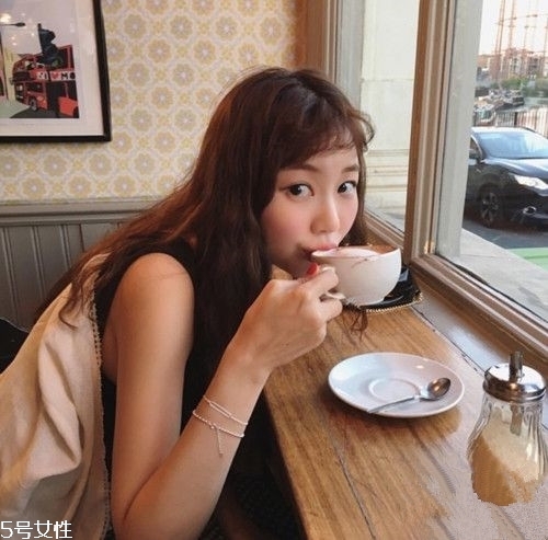 2018冬季流行哪些發(fā)型？今年最流行的10款發(fā)色