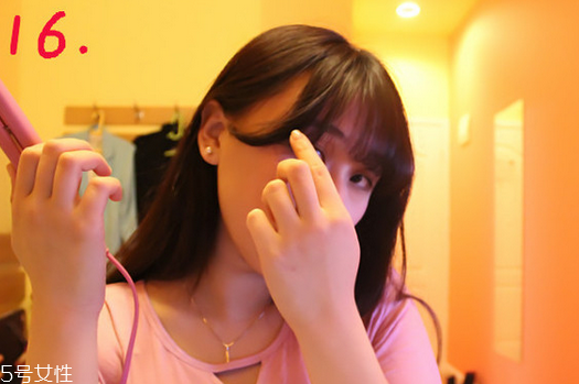 空氣劉海往上翹怎么辦？好前衛(wèi)的空氣劉海