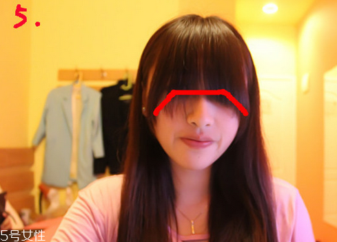 空氣劉海往上翹怎么辦？好前衛(wèi)的空氣劉海