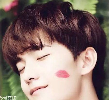 嬌蘭親親567是什么顏色？活色生香吻的秘訣