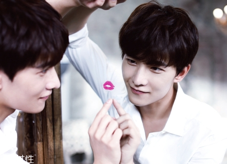 嬌蘭親親567是什么顏色？活色生香吻的秘訣