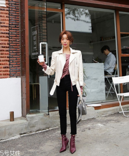 白色皮衣怎么搭配？兼具優(yōu)雅與干練