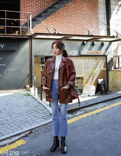 棕色皮衣怎么搭配？玩轉(zhuǎn)復(fù)古潮流風(fēng)
