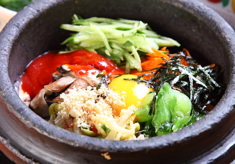 韓式石鍋拌飯怎么吃好吃 先了解由來 韓式石鍋拌飯怎么吃好吃 先了解由來