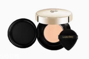 冬天適合用氣墊還是粉底液？冬天底妝和氣墊更配哦