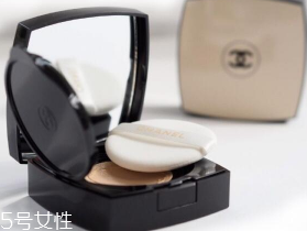 冬天適合用氣墊還是粉底液？冬天底妝和氣墊更配哦