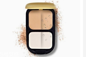 買粉餅好還是散粉？精致女孩粉餅是標(biāo)配