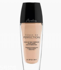 冬天用什么粉底不干？種草保濕型粉底