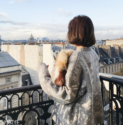 毛衣勾線修補(bǔ)多少錢？取決于毛衣破損程度