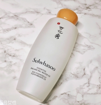 雅詩蘭黛紅石榴和雪花秀滋陰哪個(gè)好？