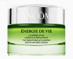 補水面霜哪個牌子好用？補水面霜還是大牌好