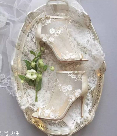 bella belle鞋子怎么樣？實(shí)現(xiàn)公主夢(mèng)的童話婚鞋