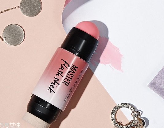 腮紅棒和腮紅粉哪個(gè)好？