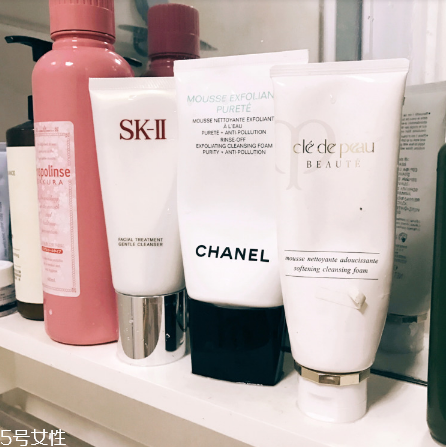 sk2洗面奶和cpb洗面奶哪個好用？無限回購的洗面奶