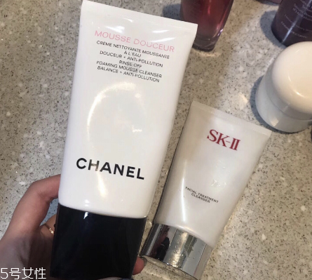 sk2氨基酸泡沫潔面乳霜好用嗎？最愛洗面奶