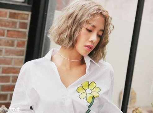 矮個子女生什么發(fā)型顯高？換個發(fā)型瞬間百變