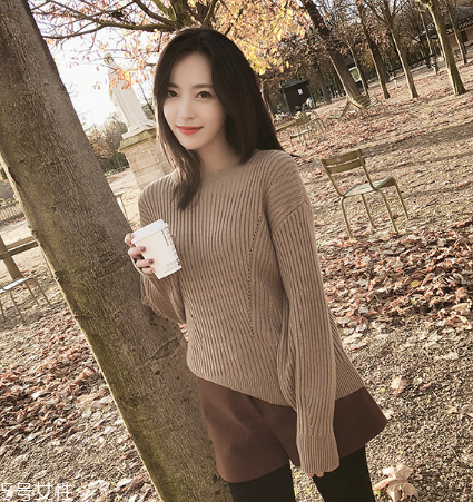 針織衫和羊絨衫哪個(gè)好？羊絨衫更加保暖